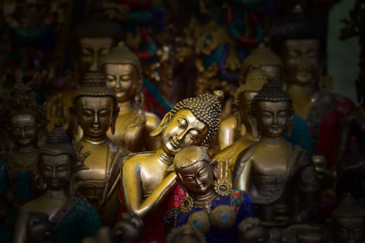buddhastatue-couple_1920